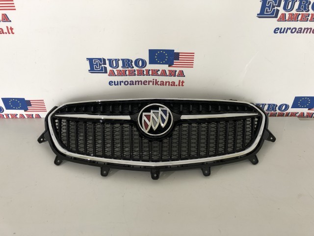 Grille w/ Emblem